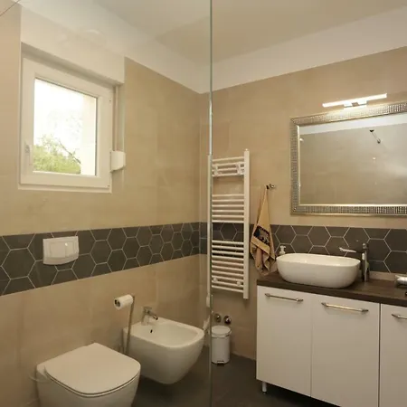 Villa Luxury Lidija *