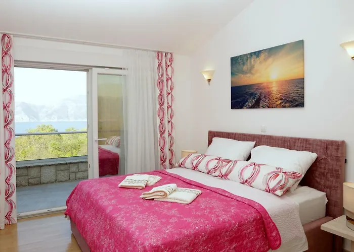 Luxury Lidija Villa *