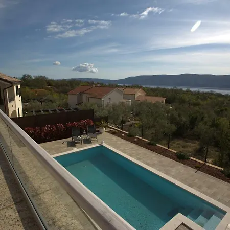 Luxury Lidija Brzac