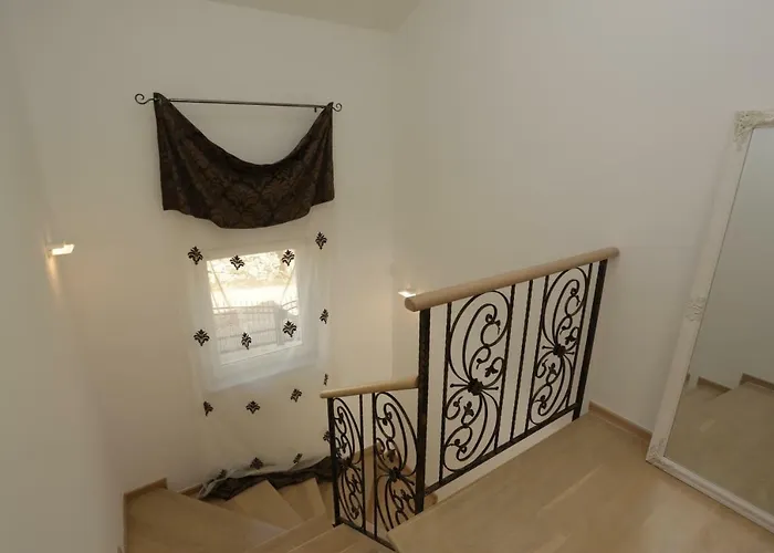 Luxury Lidija فيلة